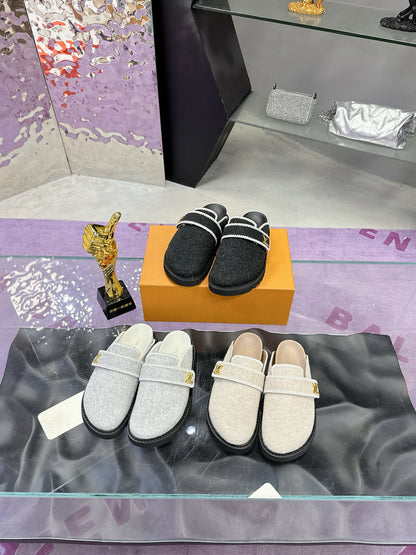 Slippers