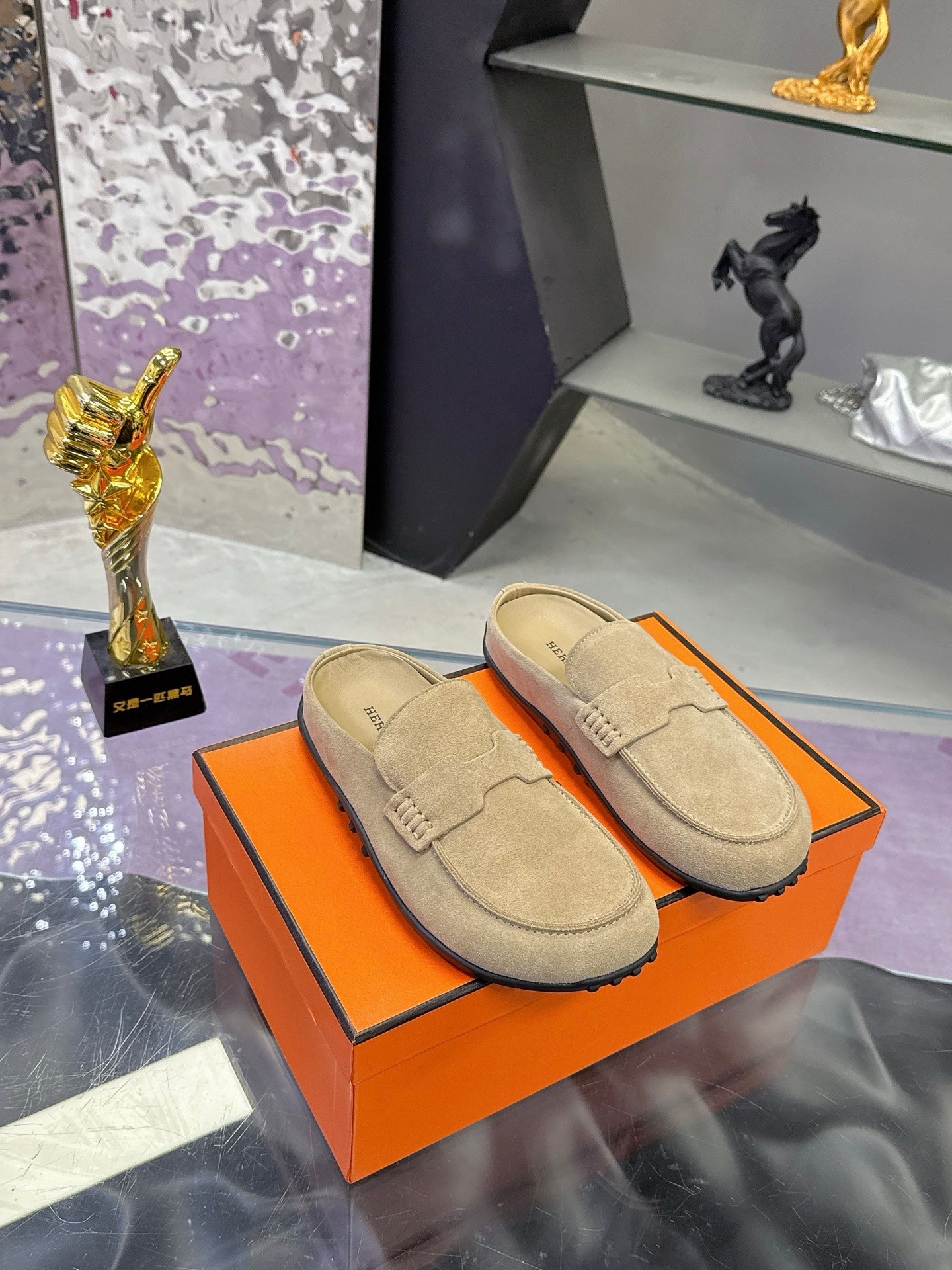Slippers