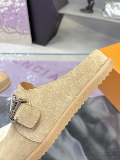 Slippers