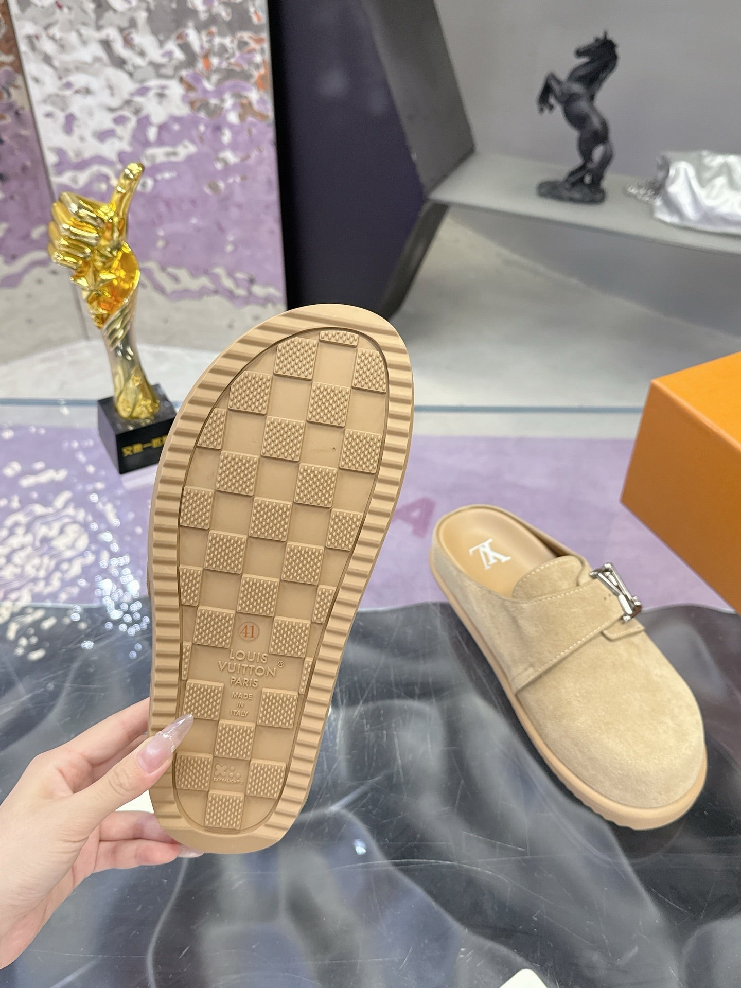 Slippers