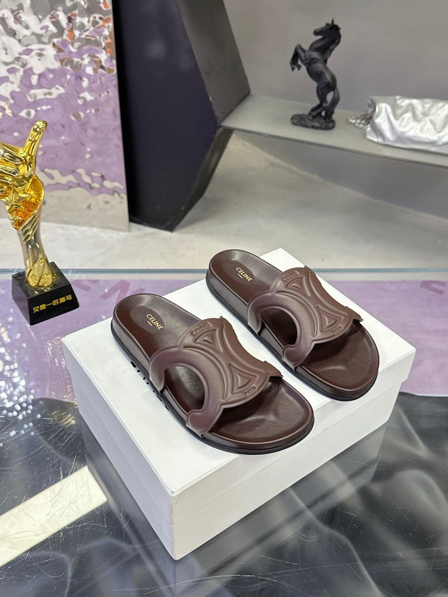 Slippers