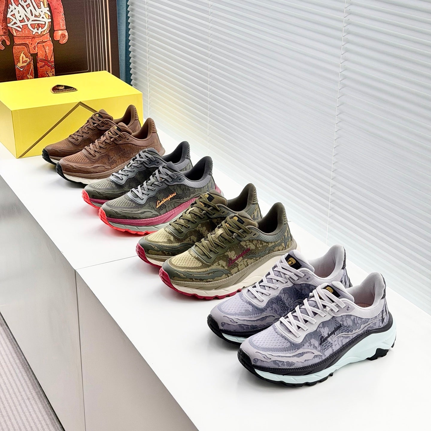 Sneakers