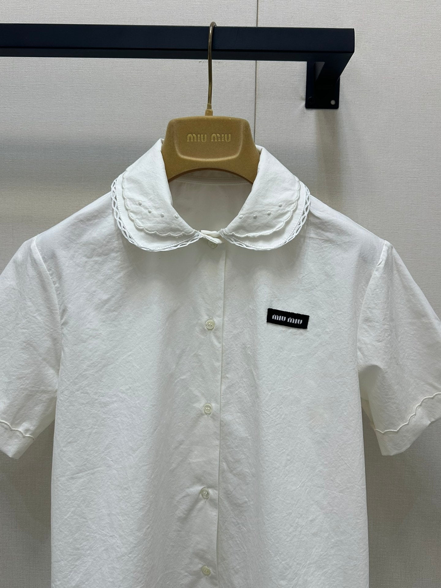 Short sleeve shirt