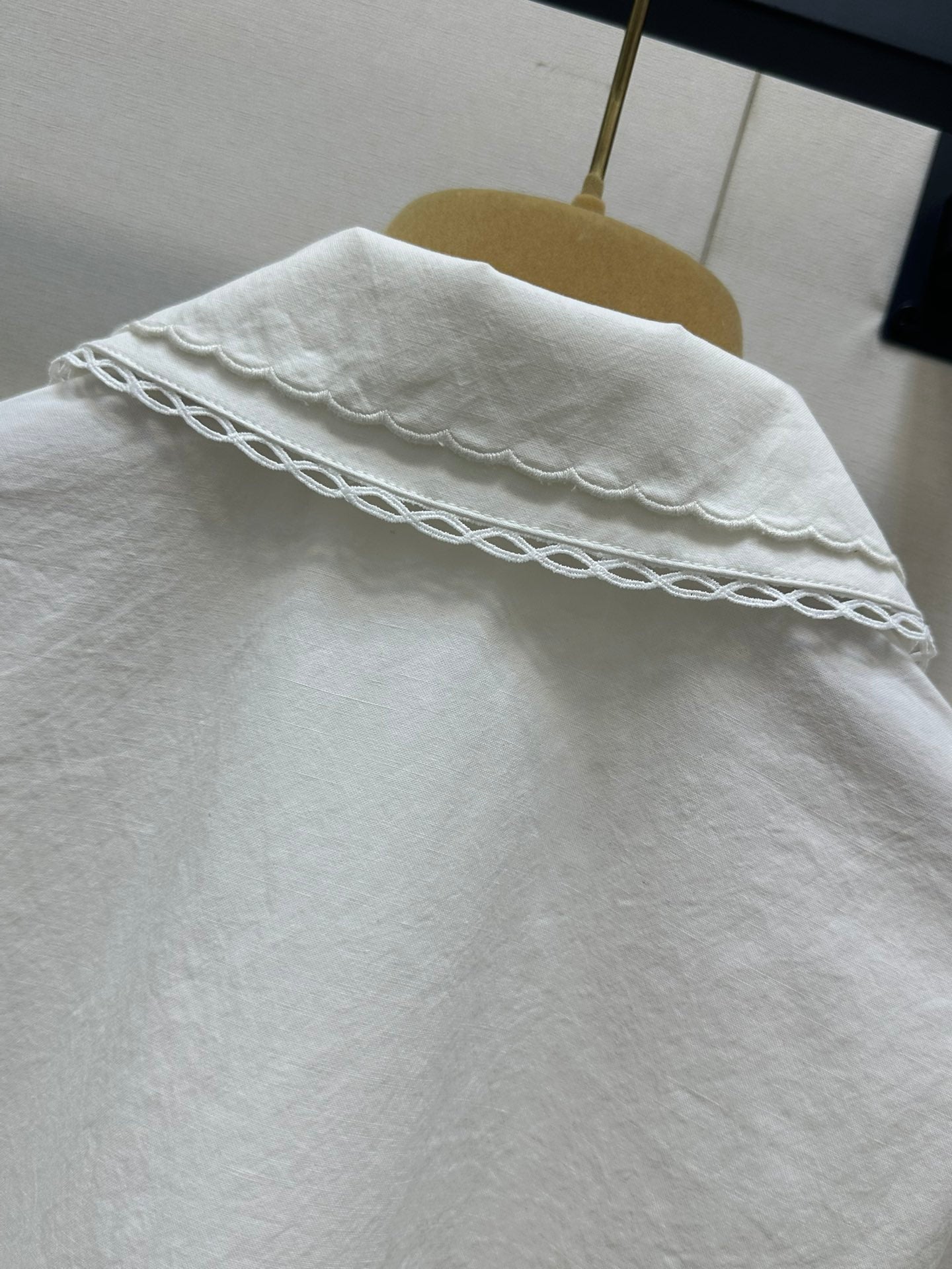 Short sleeve shirt