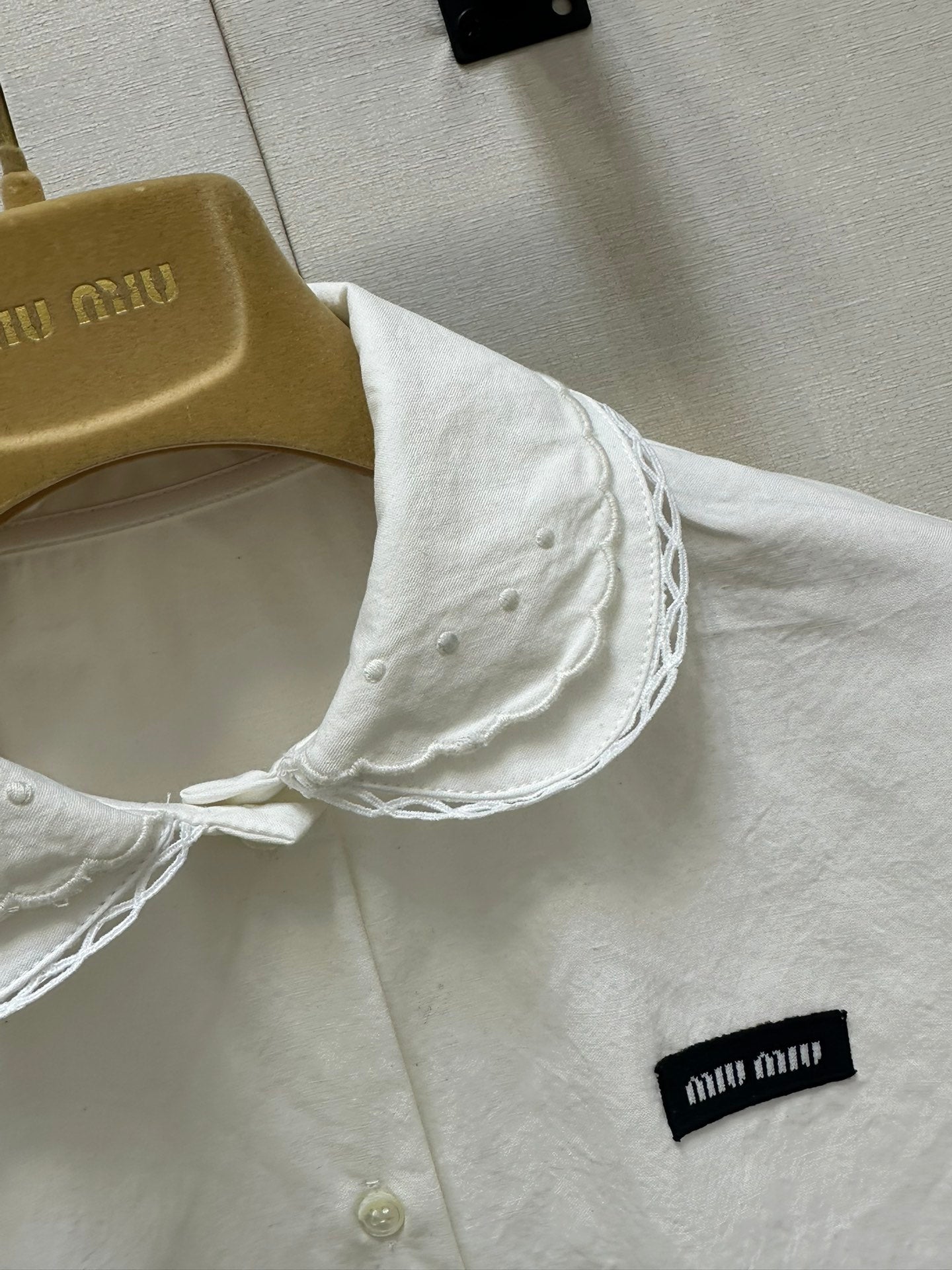 Short sleeve shirt