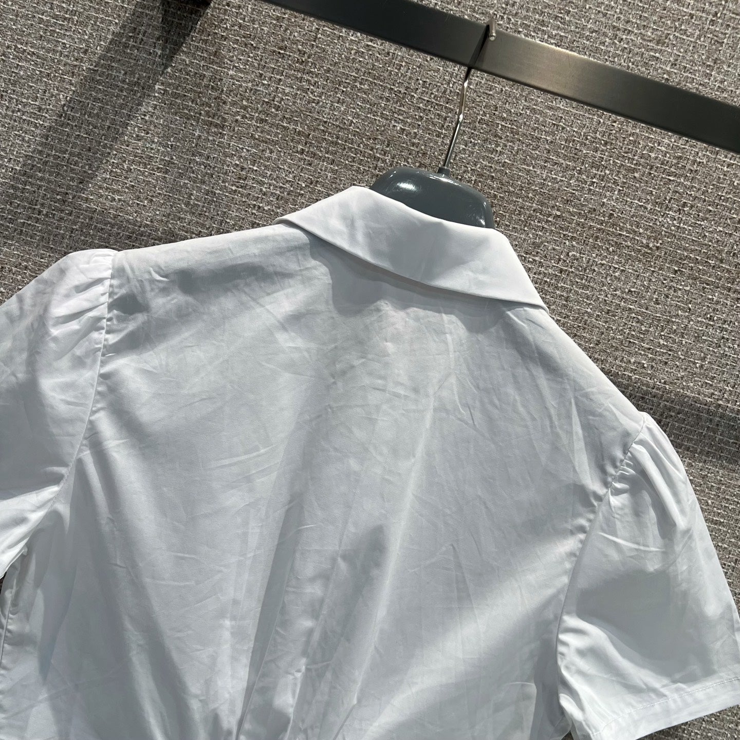 Short sleeve shirt