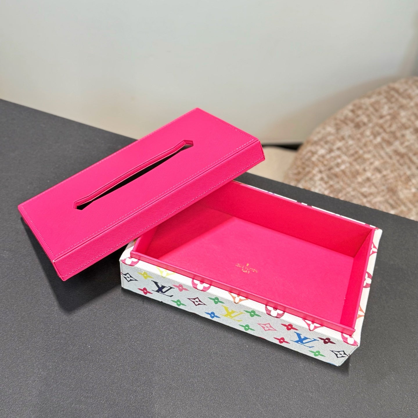 Facial Tissue Box Holder