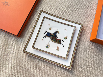 Luxury Dinner Plate Gift Box