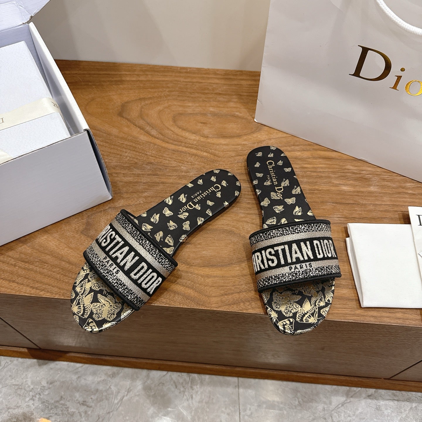 Slippers