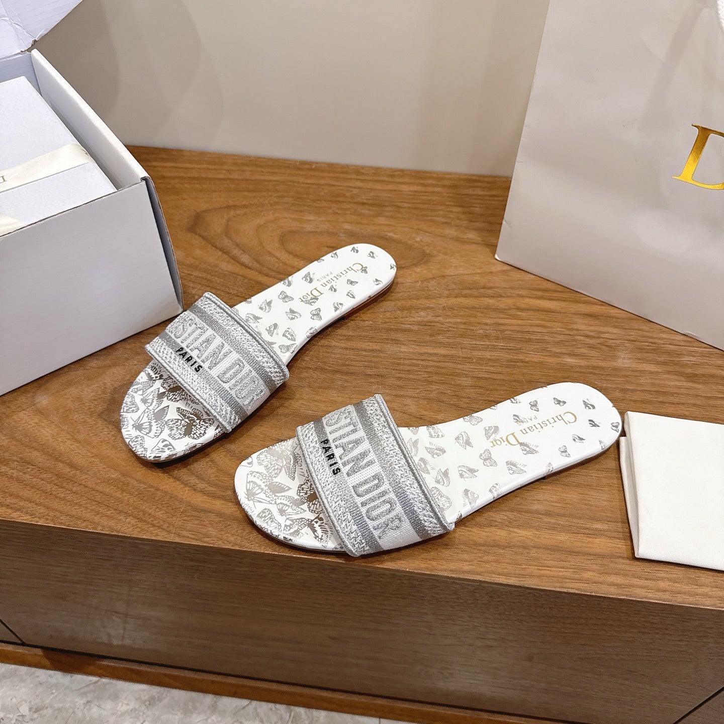 Slippers