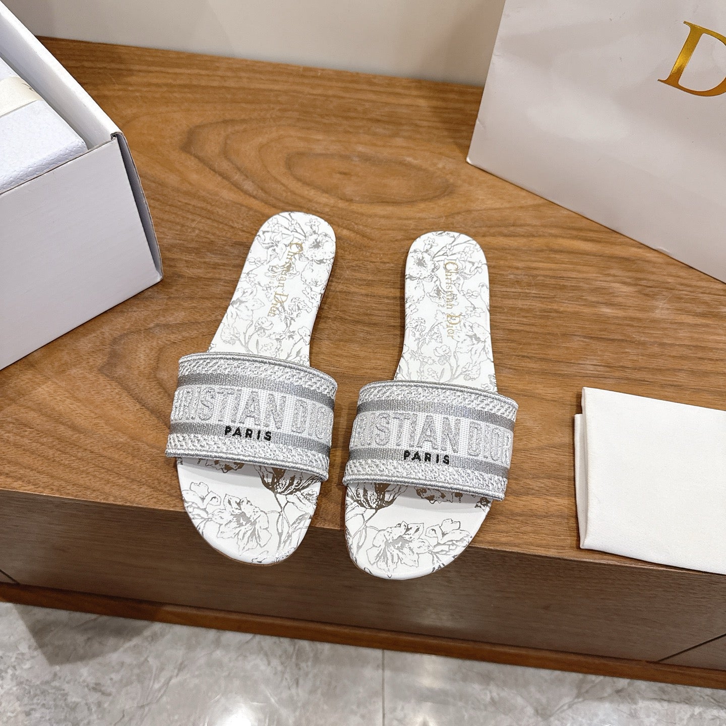 Slippers