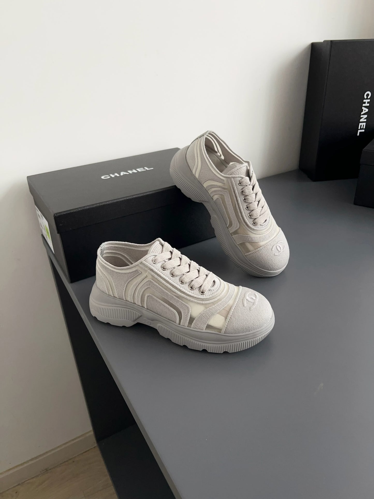 Sneakers