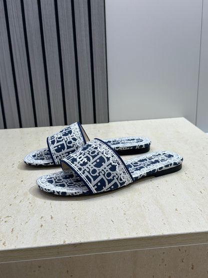 Slipper