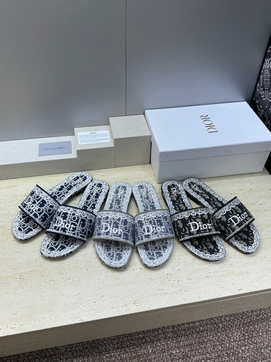 Slipper