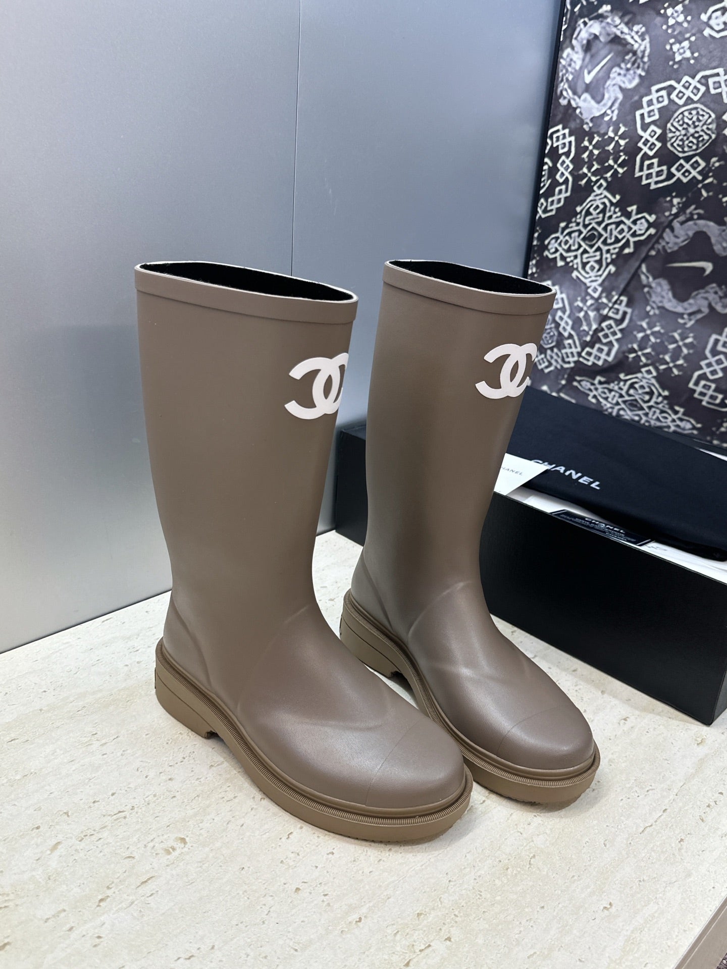 Rain boot