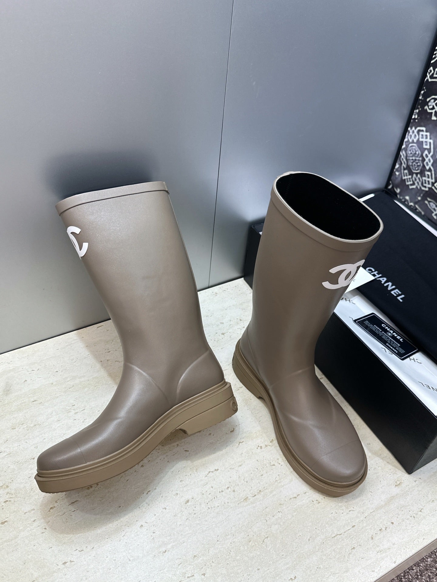 Rain boot
