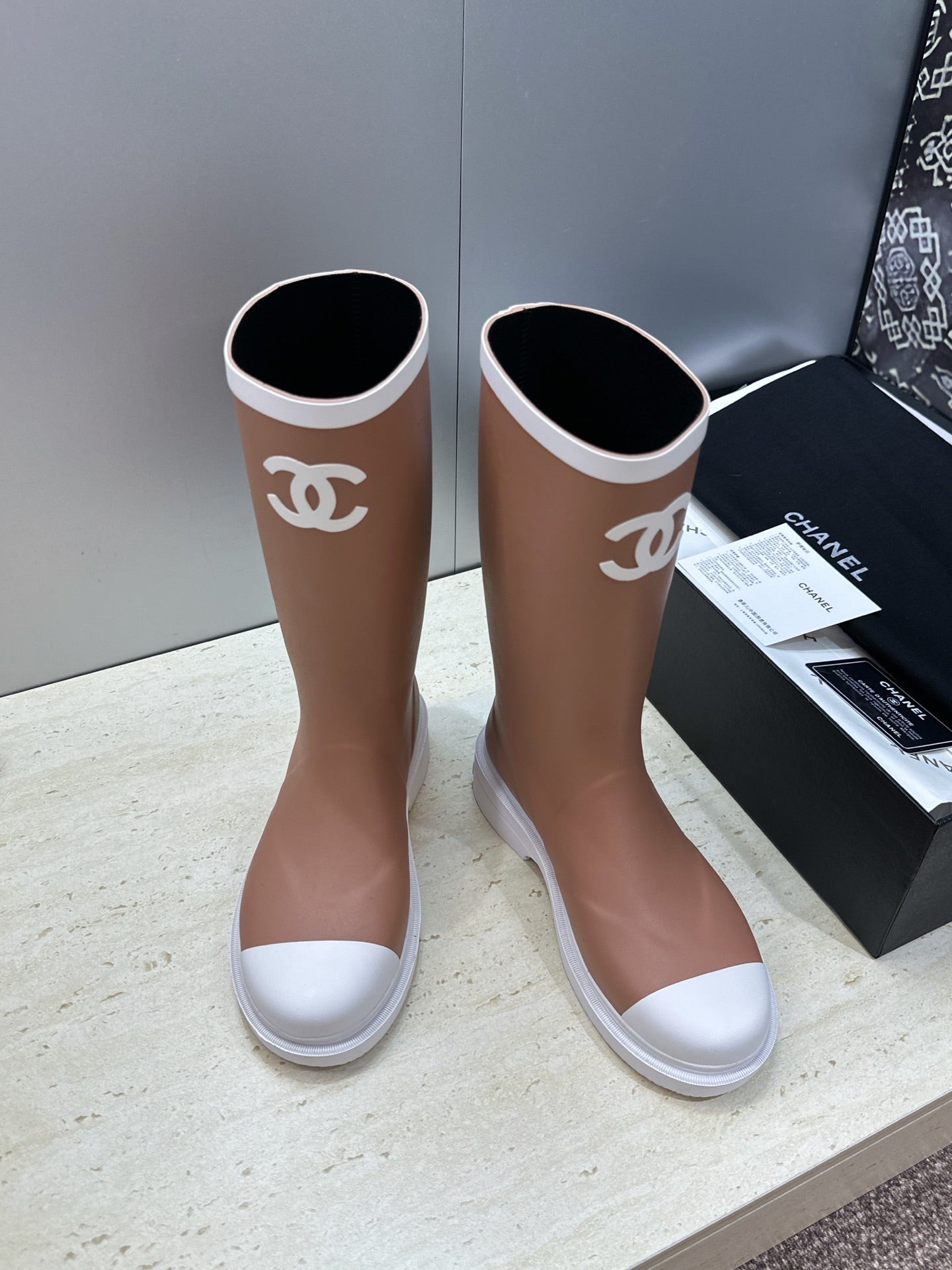Rain boot