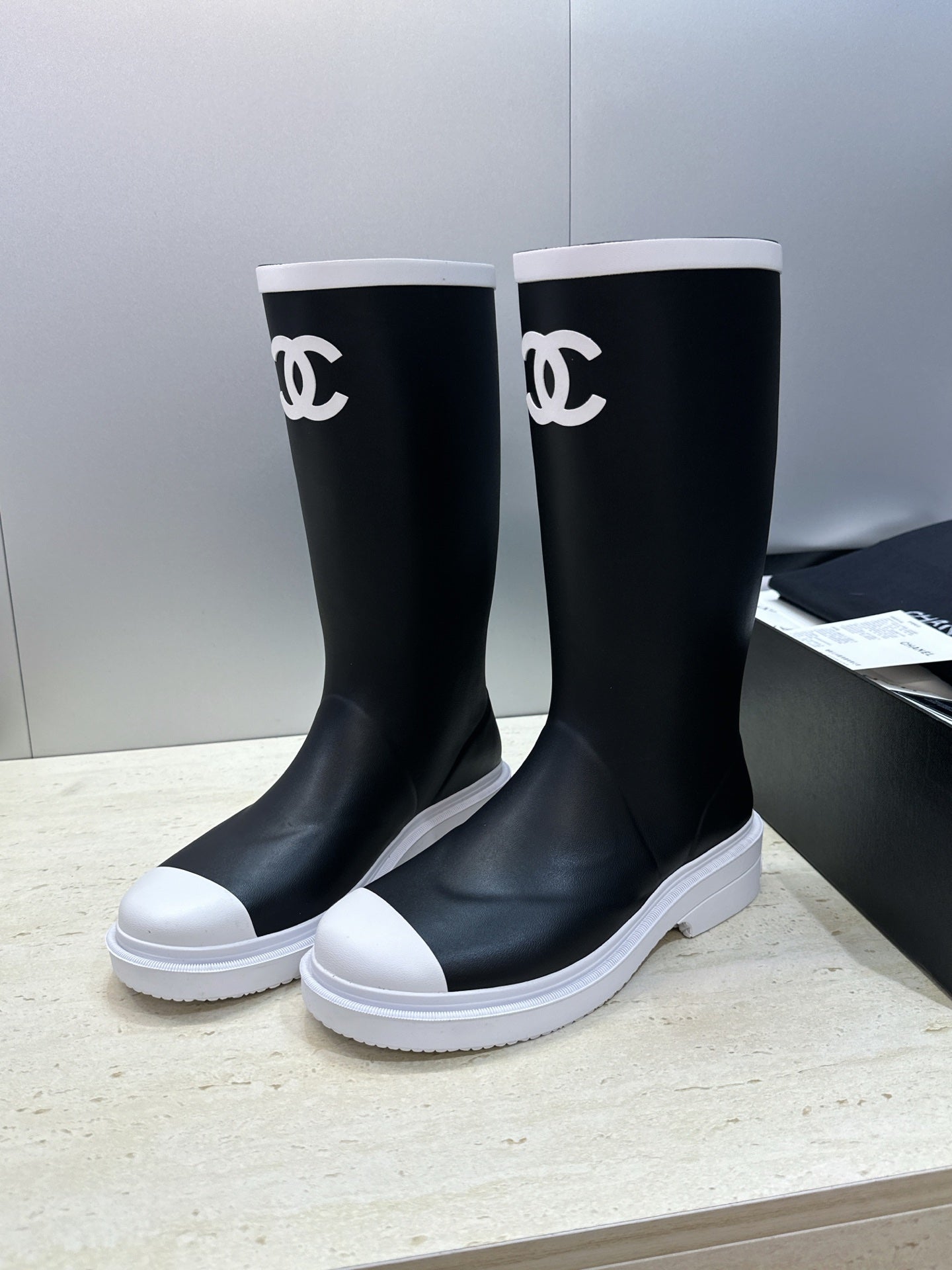 Rain boot