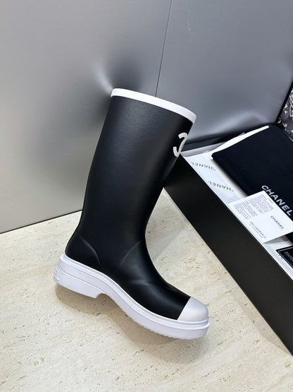 Rain boot