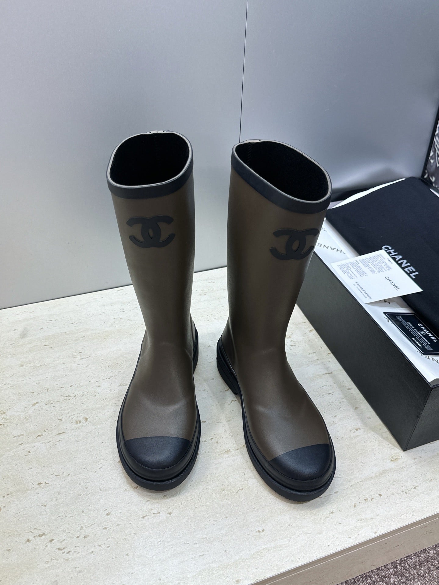 Rain boot