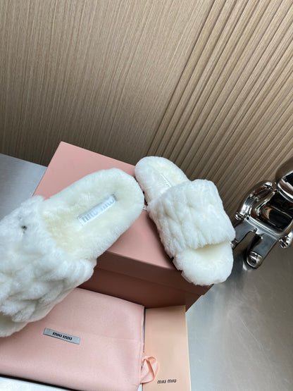 wool slippers