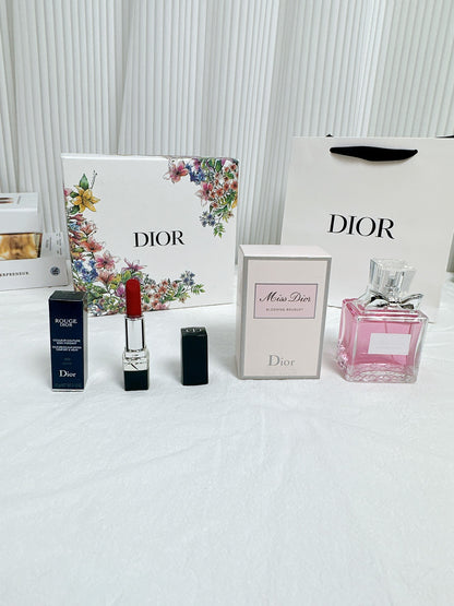 Perfume + lipstick gift box