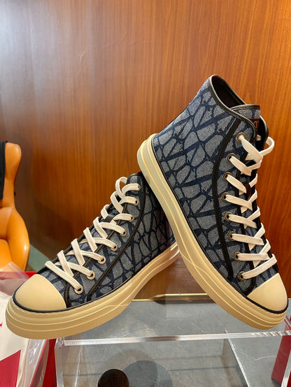 high top casual shoes