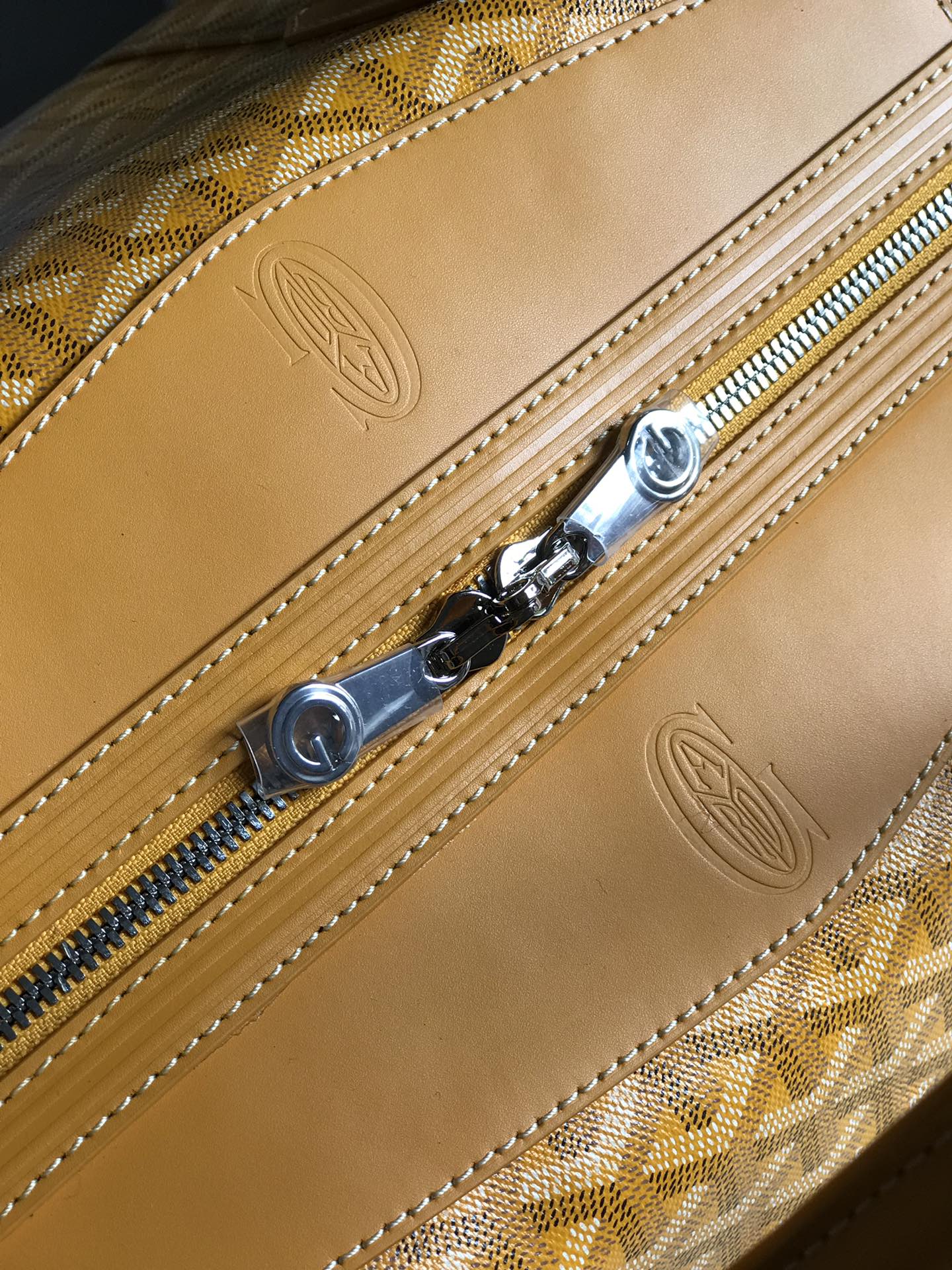 Travel bag