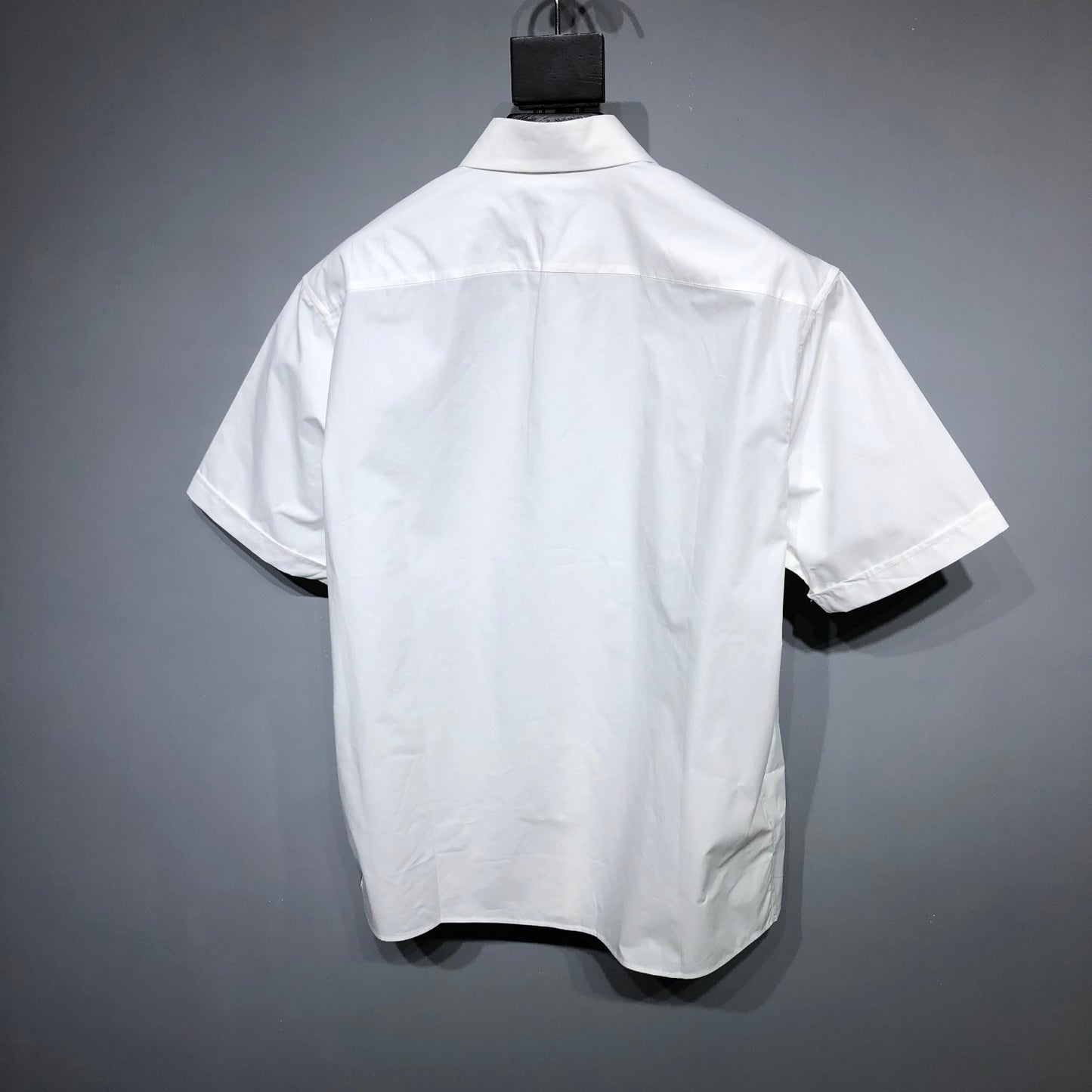 Short sleeve shirt