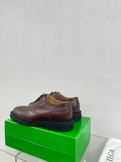 Leather shoes