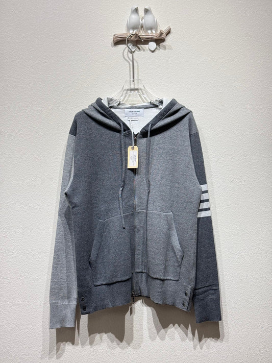 Zip hoodie