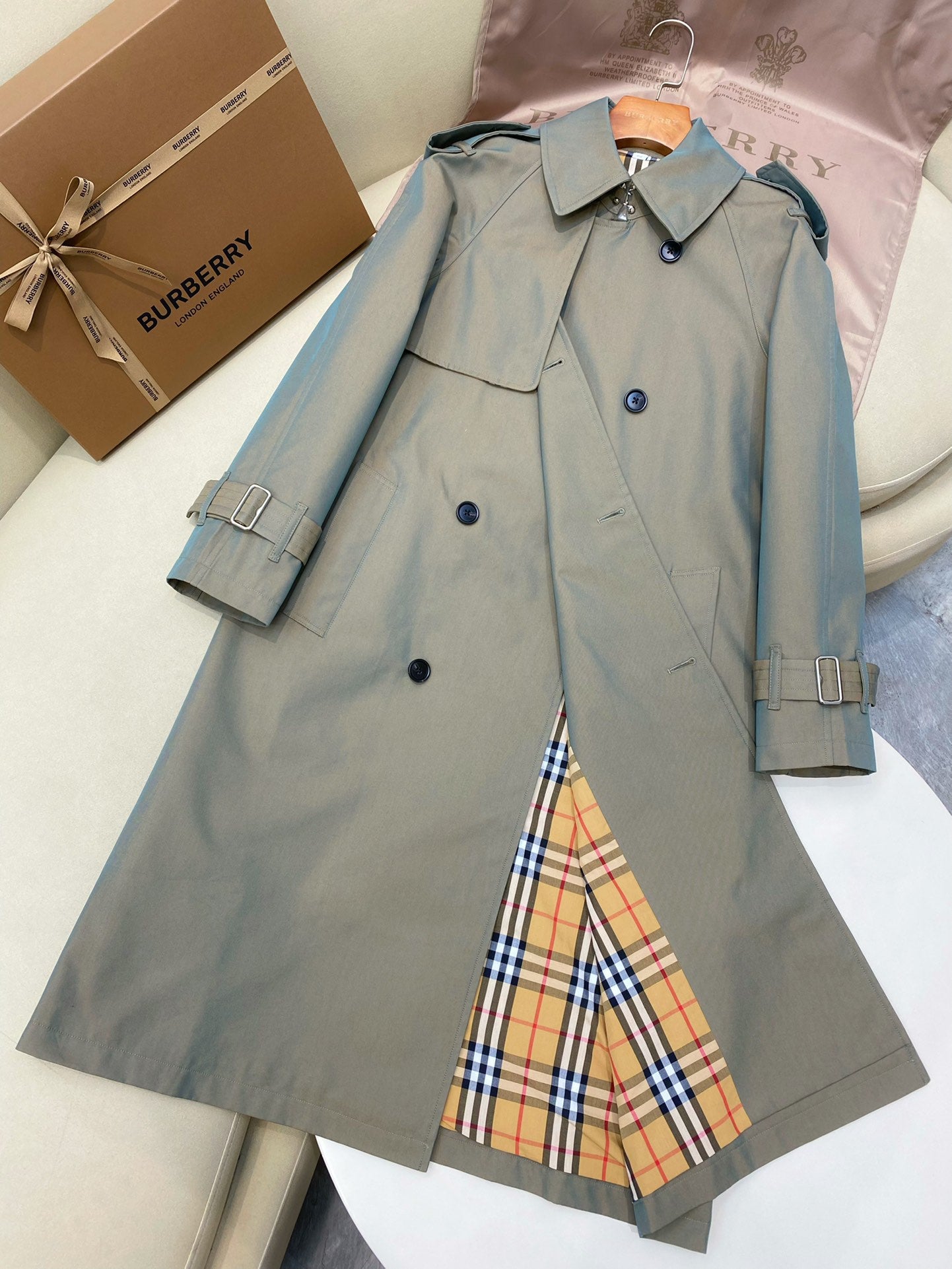 Long trench coat