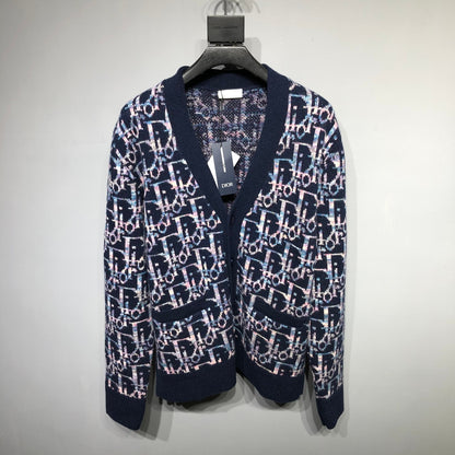 Knitted cardigan