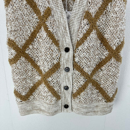 Knitted vest