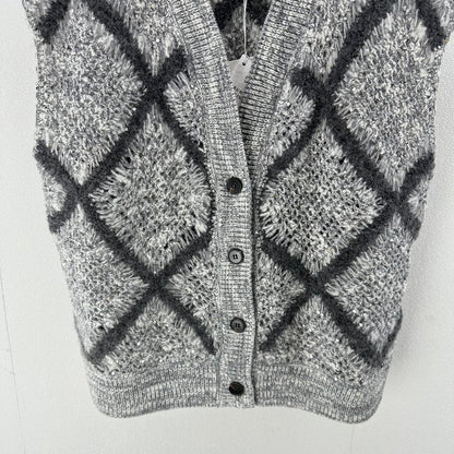 Knitted vest