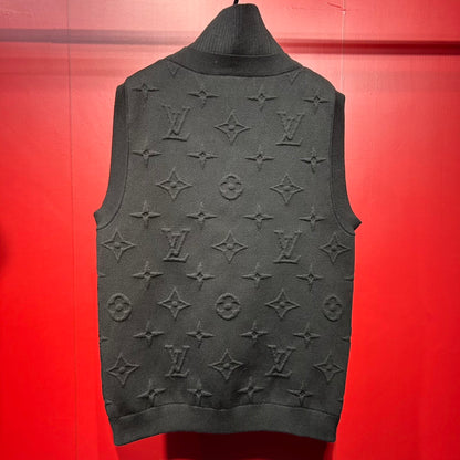 Knitted vest