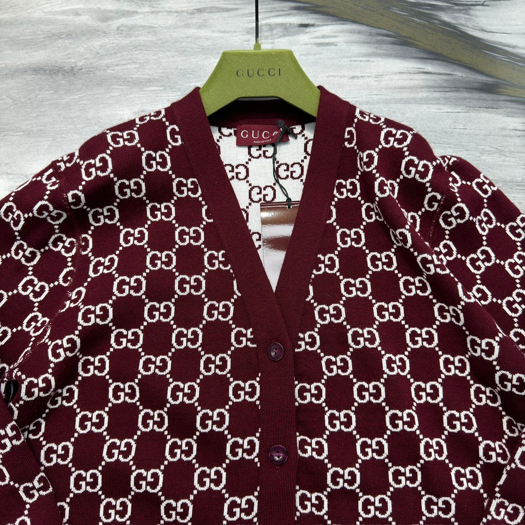 Reversible knit cardigan