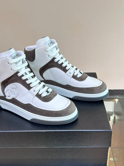 High-top Sneakers