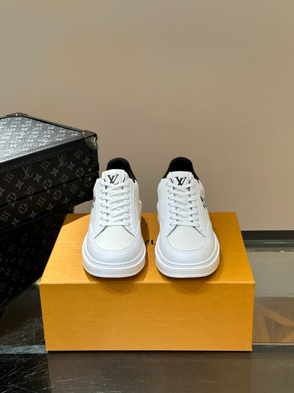 Beverly Hills Sneakers