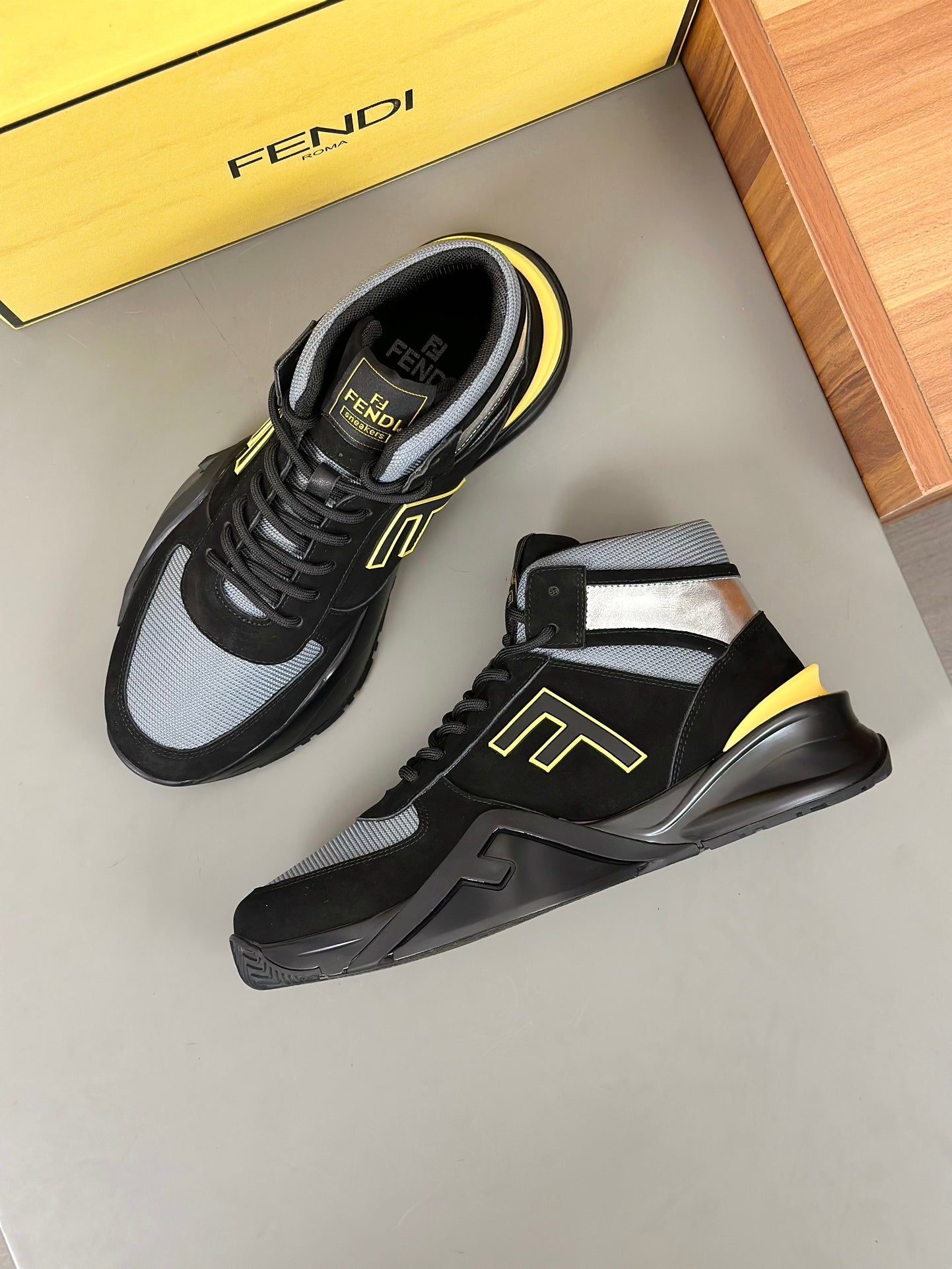High-top Sneakers