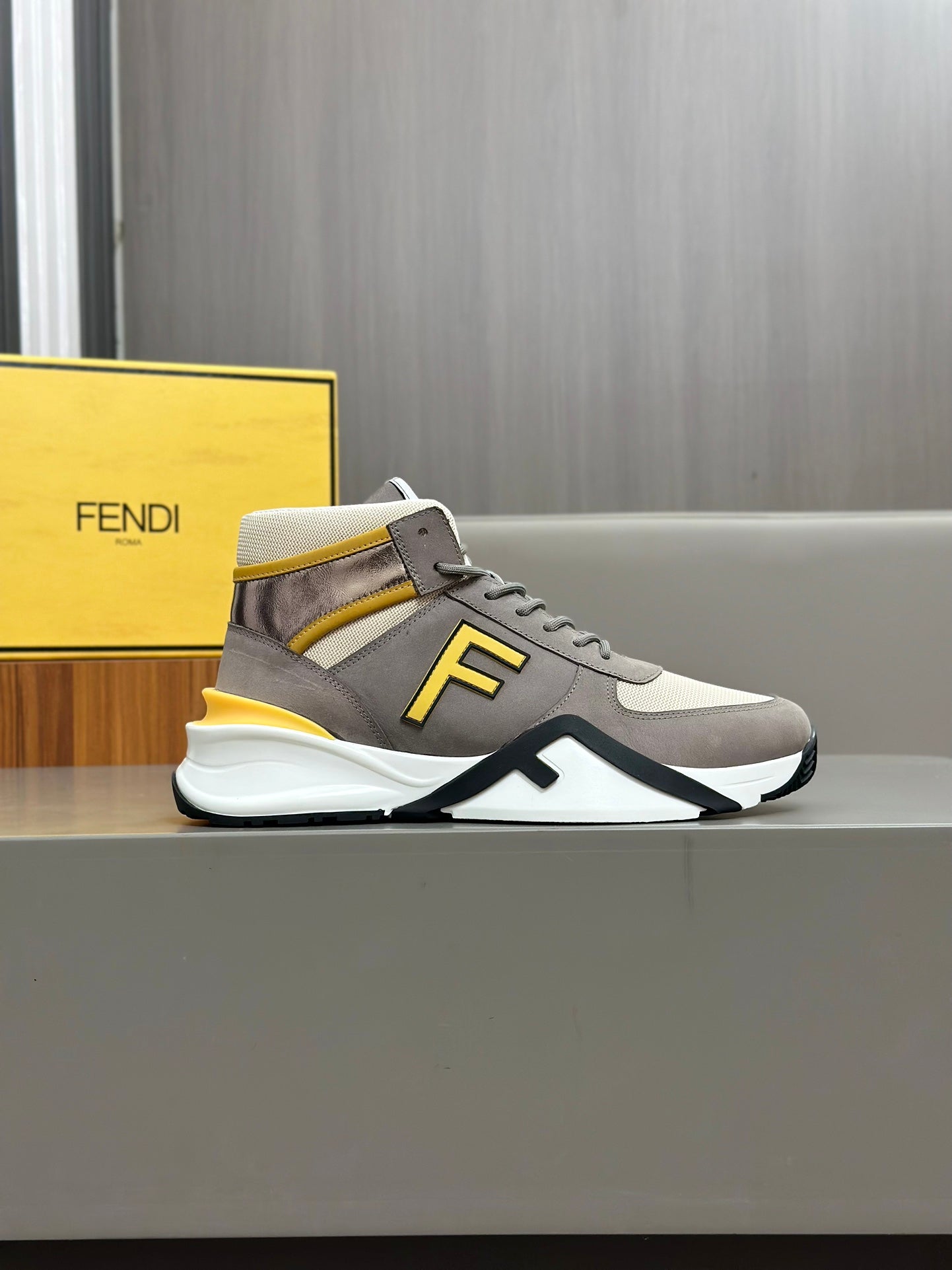 High-top Sneakers