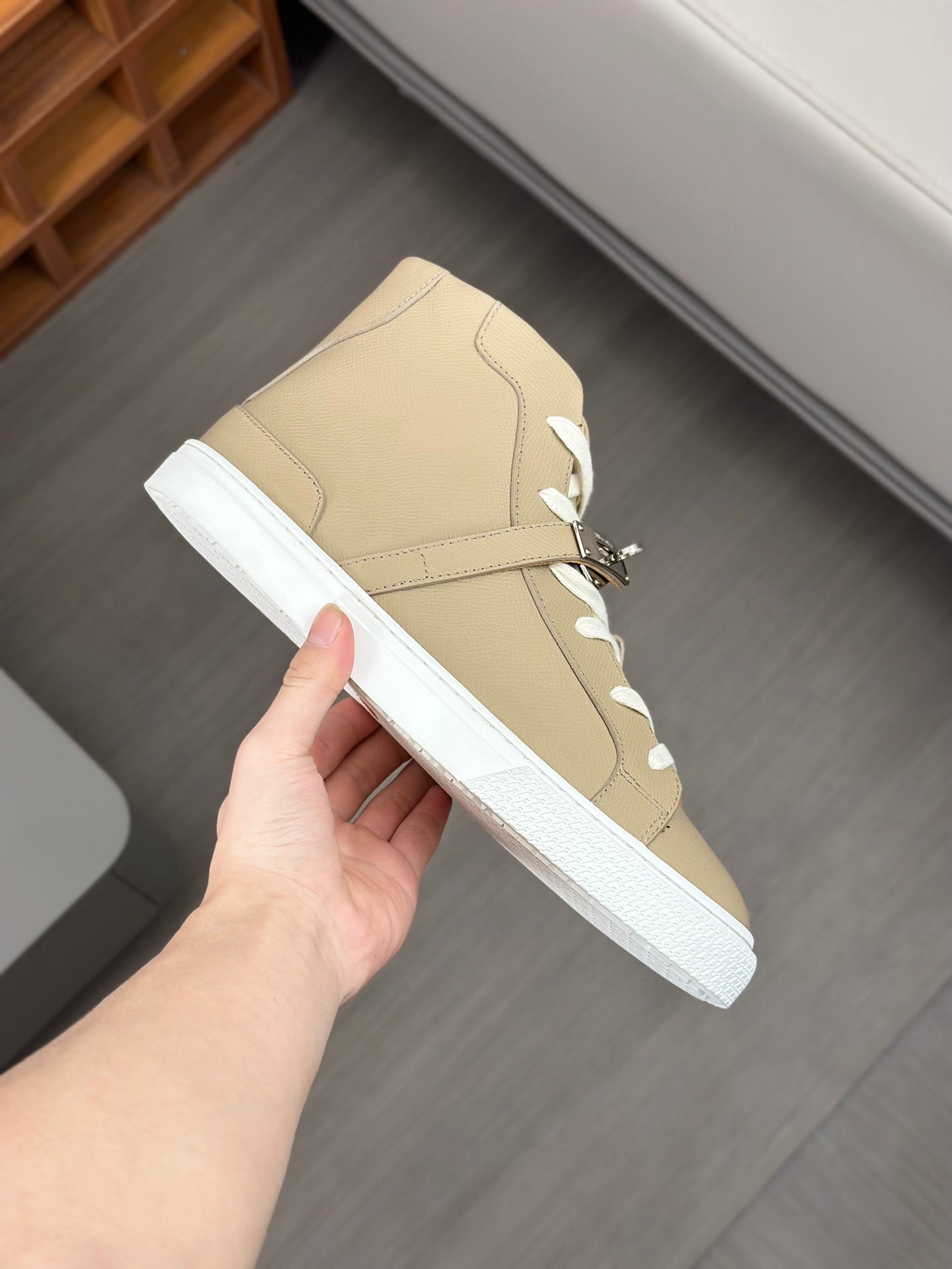 High-top Sneakers
