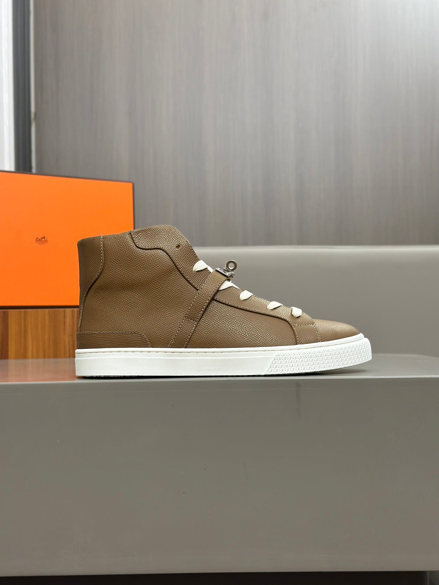 High-top Sneakers