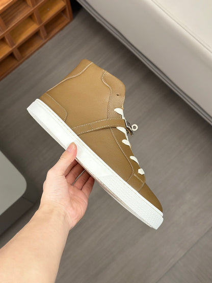 High-top Sneakers