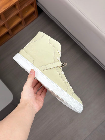 High-top Sneakers