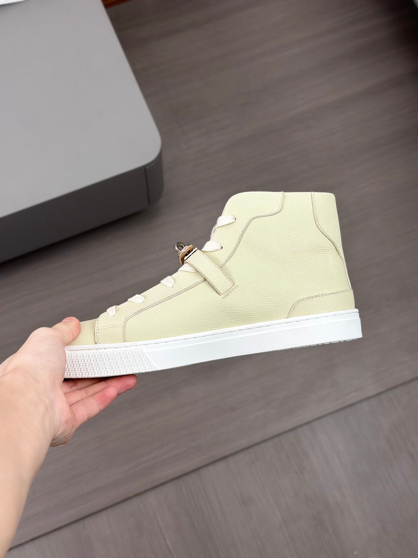 High-top Sneakers