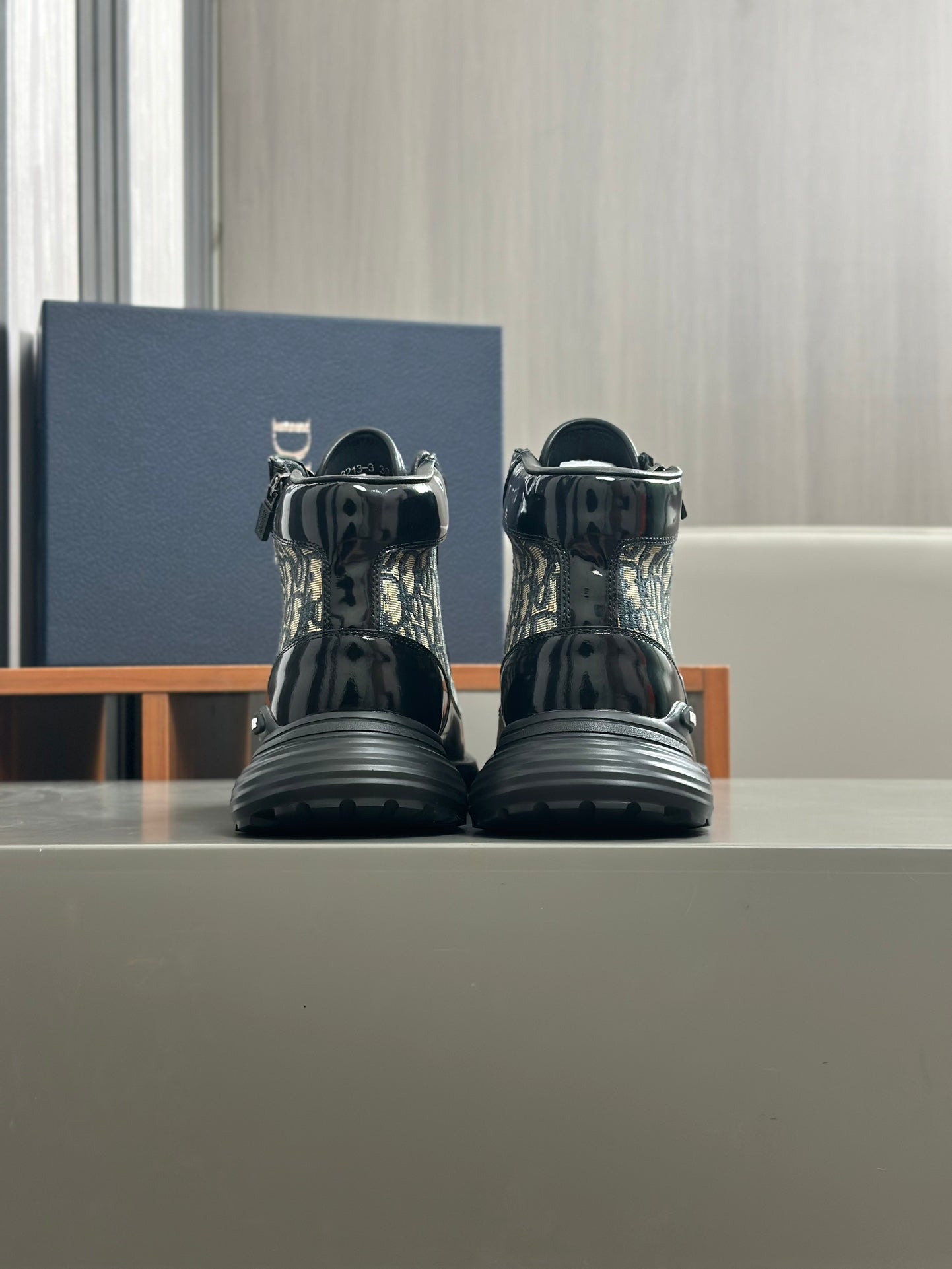 High-top Sneakers