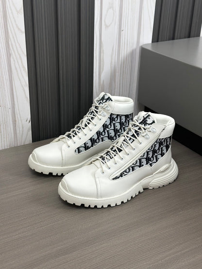 High-top Sneakers