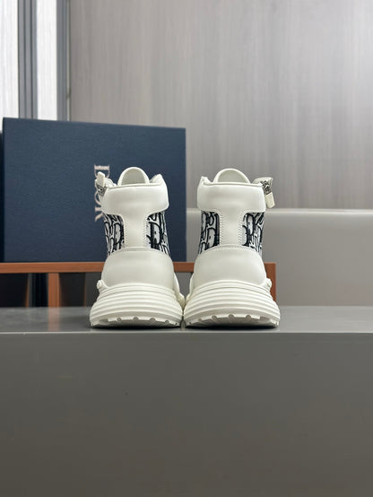High-top Sneakers