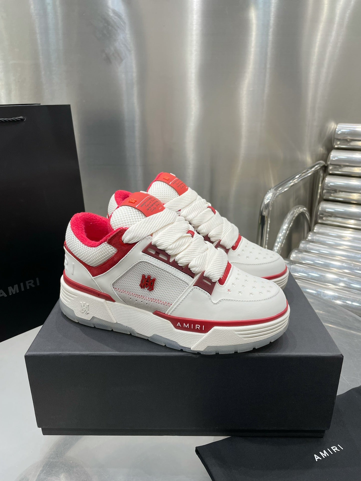 MA-1 Sneakers